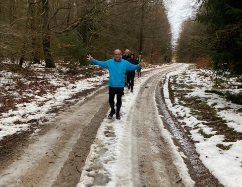 5. Lauf zum Oberbecken: Durch tiefe Pfützen und über Baum-Hindernisse